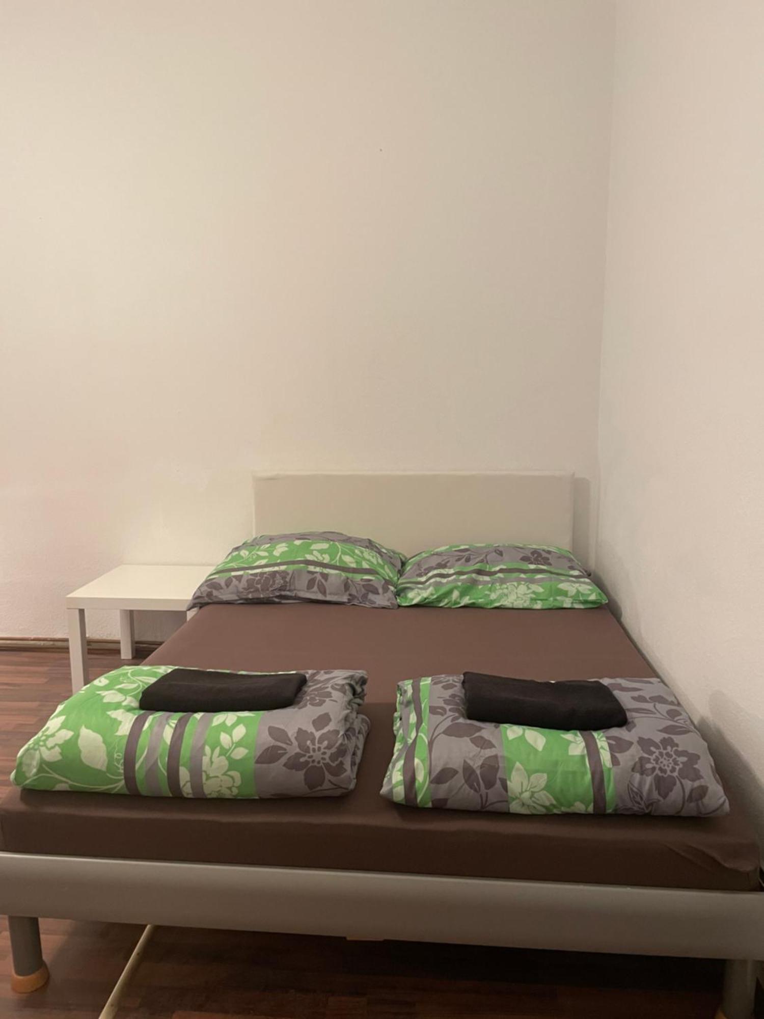 U6 Schoepfwerk Hostel 11 فيينا المظهر الخارجي الصورة