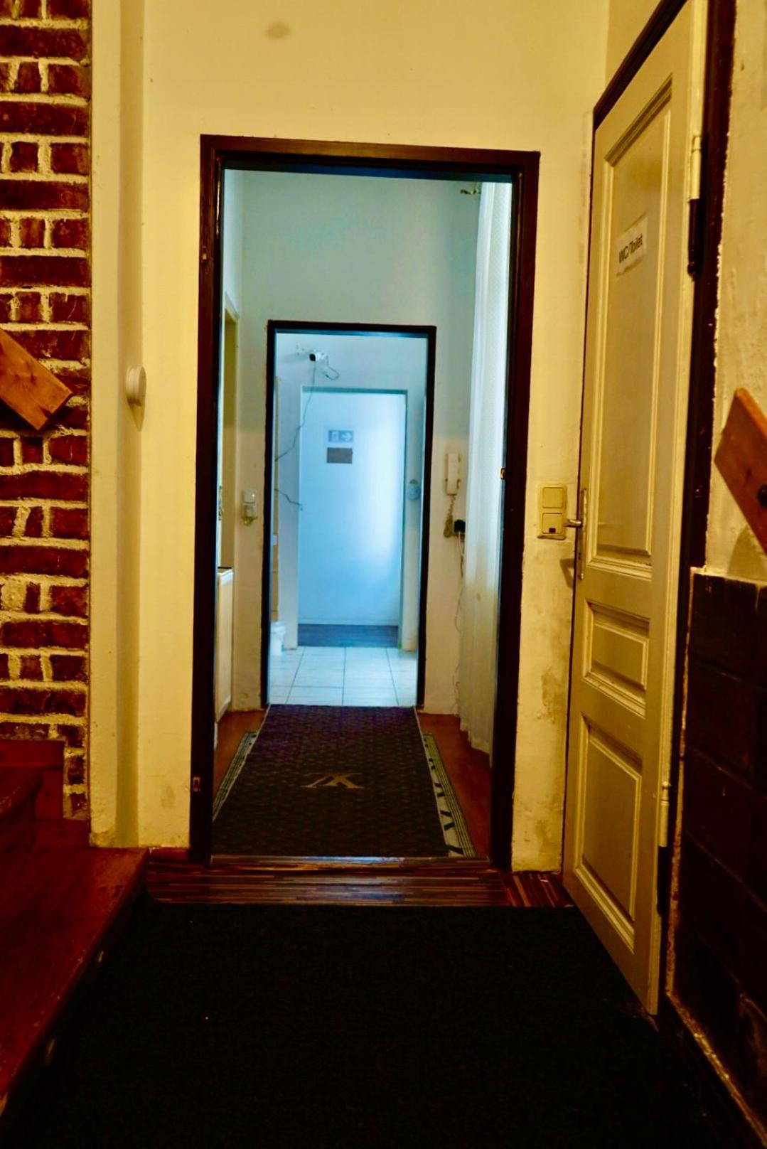 U6 Schoepfwerk Hostel 11 فيينا المظهر الخارجي الصورة
